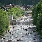 Lovely Chalet In Mayrhofen With Private Garden بيت للعطل