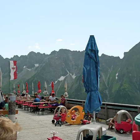 Ferienhaus Lovely Chalet In Mayrhofen With Private Garden Mayrhofen