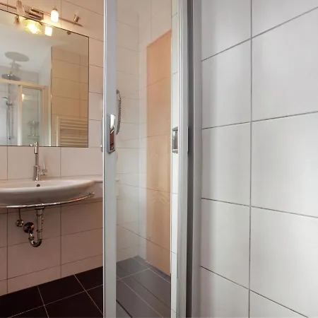 Lovely Chalet In With Private Garden * マイヤーホーフェン