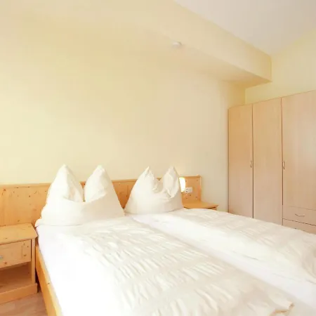 Lovely Chalet In With Private Garden * Mayrhofen